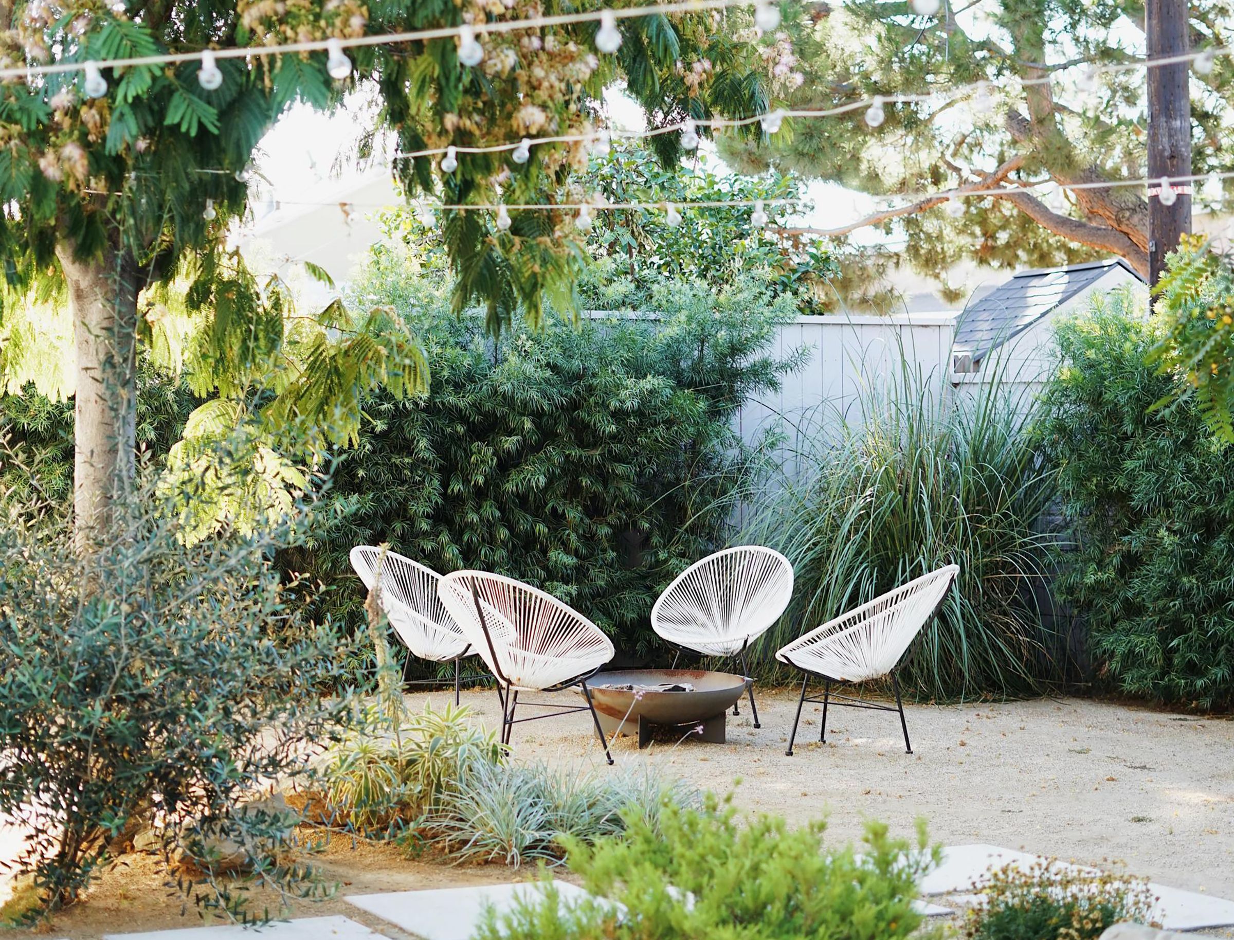 14 Backyard Accessories for a Dream Outdoor Oasis - Birds and Blooms