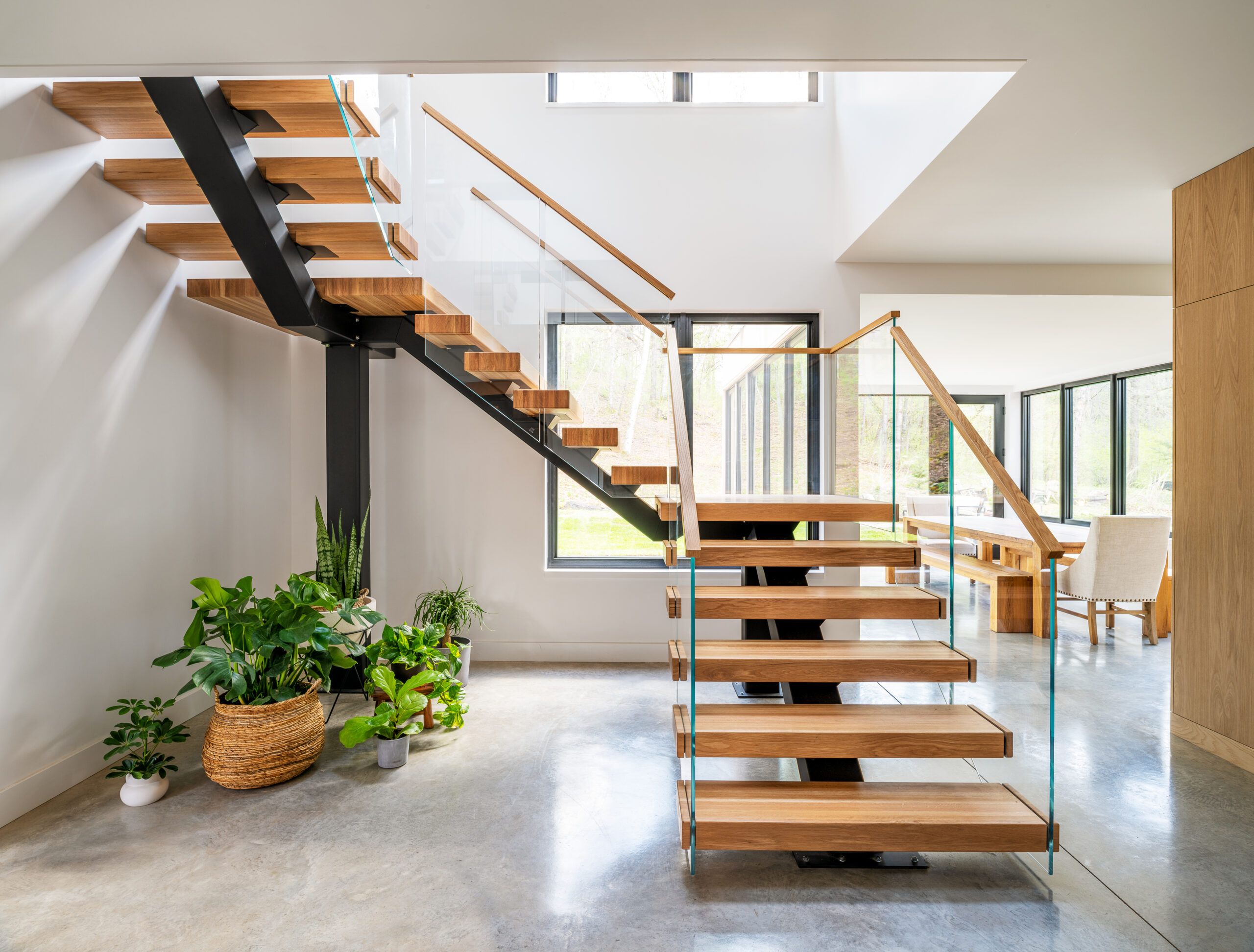 6 Unique Stair Railing Design Ideas to Hold On To - Viewrail