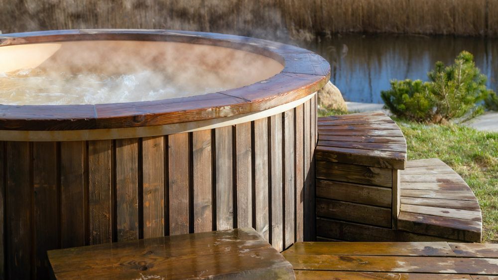 HotTub_iStock_1214242440