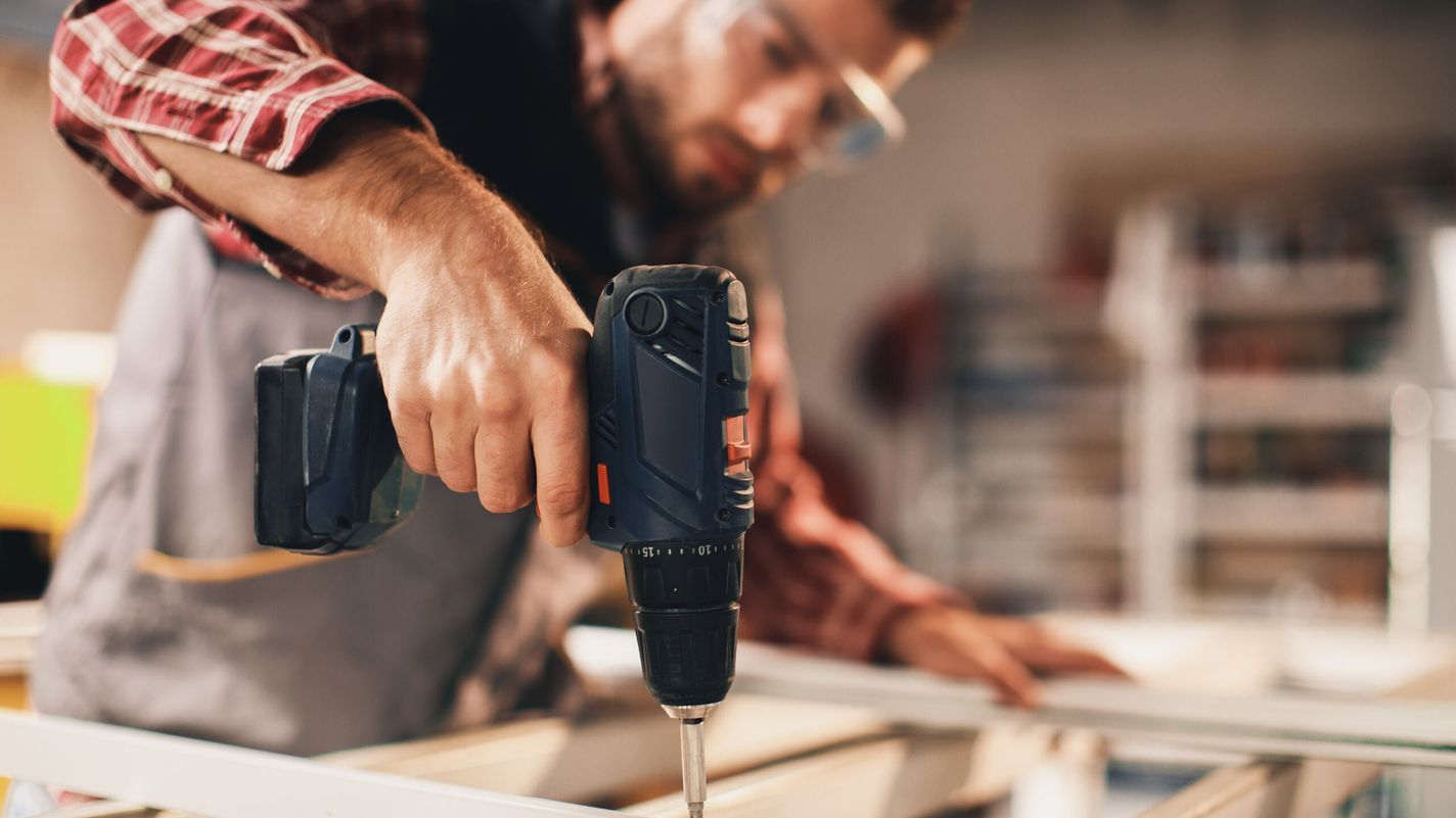 Handyman_iStock_1191423486