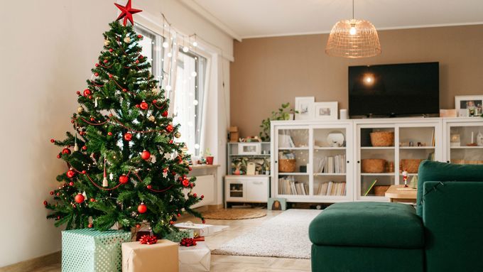 Lead image for Best Artificial Christmas Trees guide.