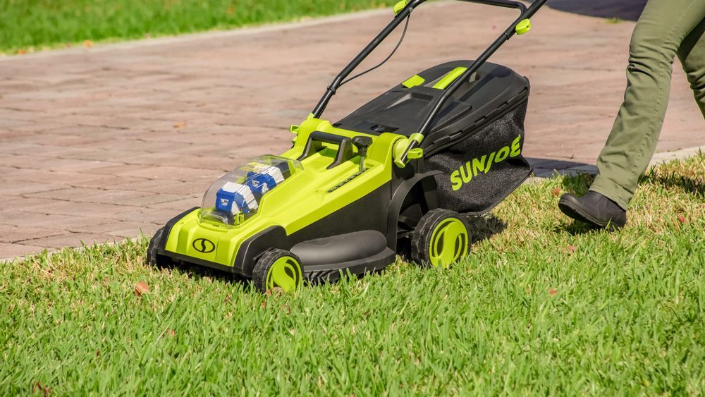 best_electric_lawn_mower_panel