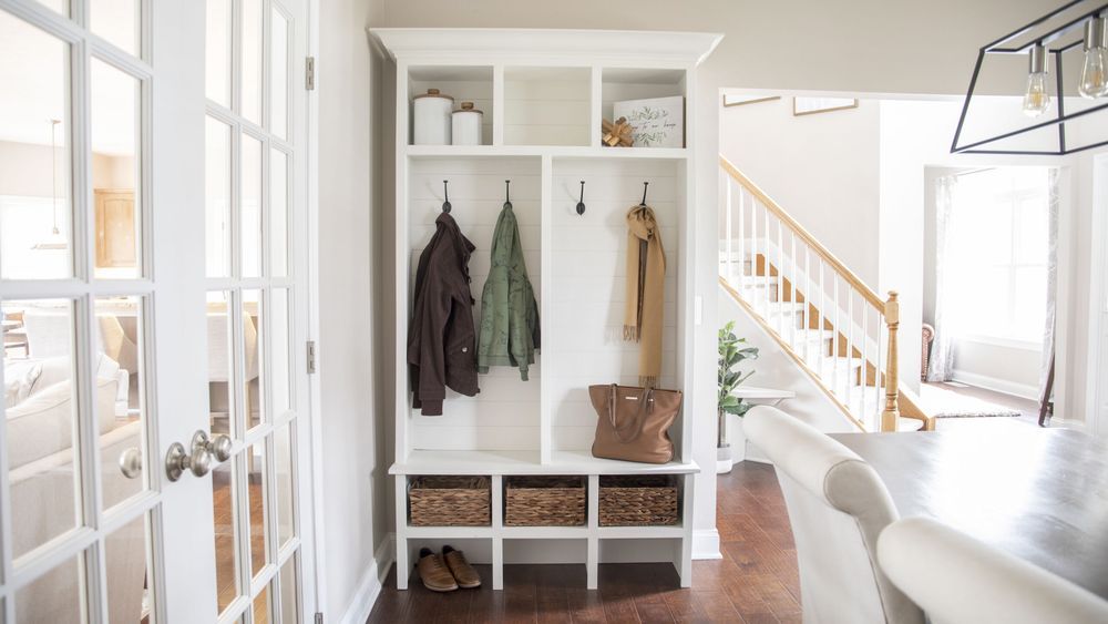 Mudroom_Bench_by_House_One___Final_Photo