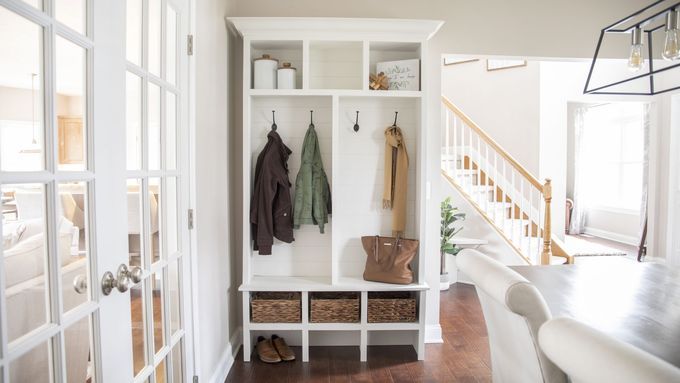 Mudroom_Bench_by_House_One___Final_Photo