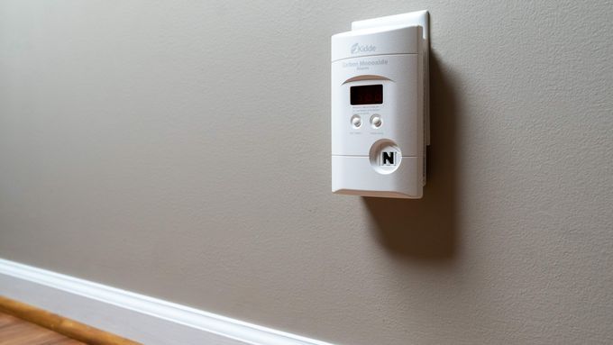 best_carbon_monoxide_detector_panel