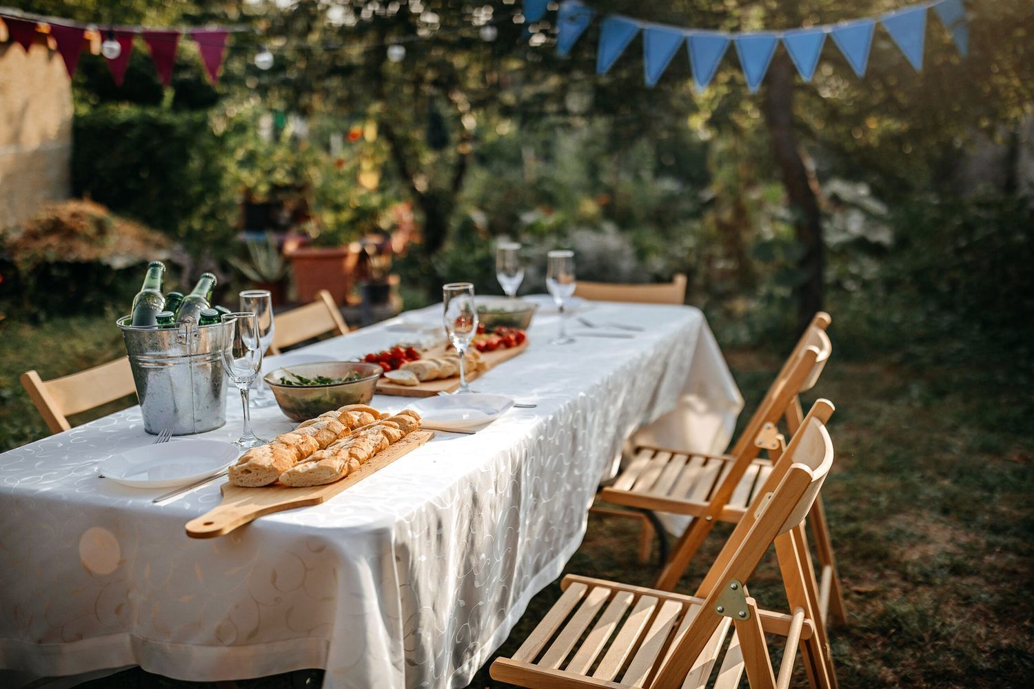 Party_iStock_1279028724