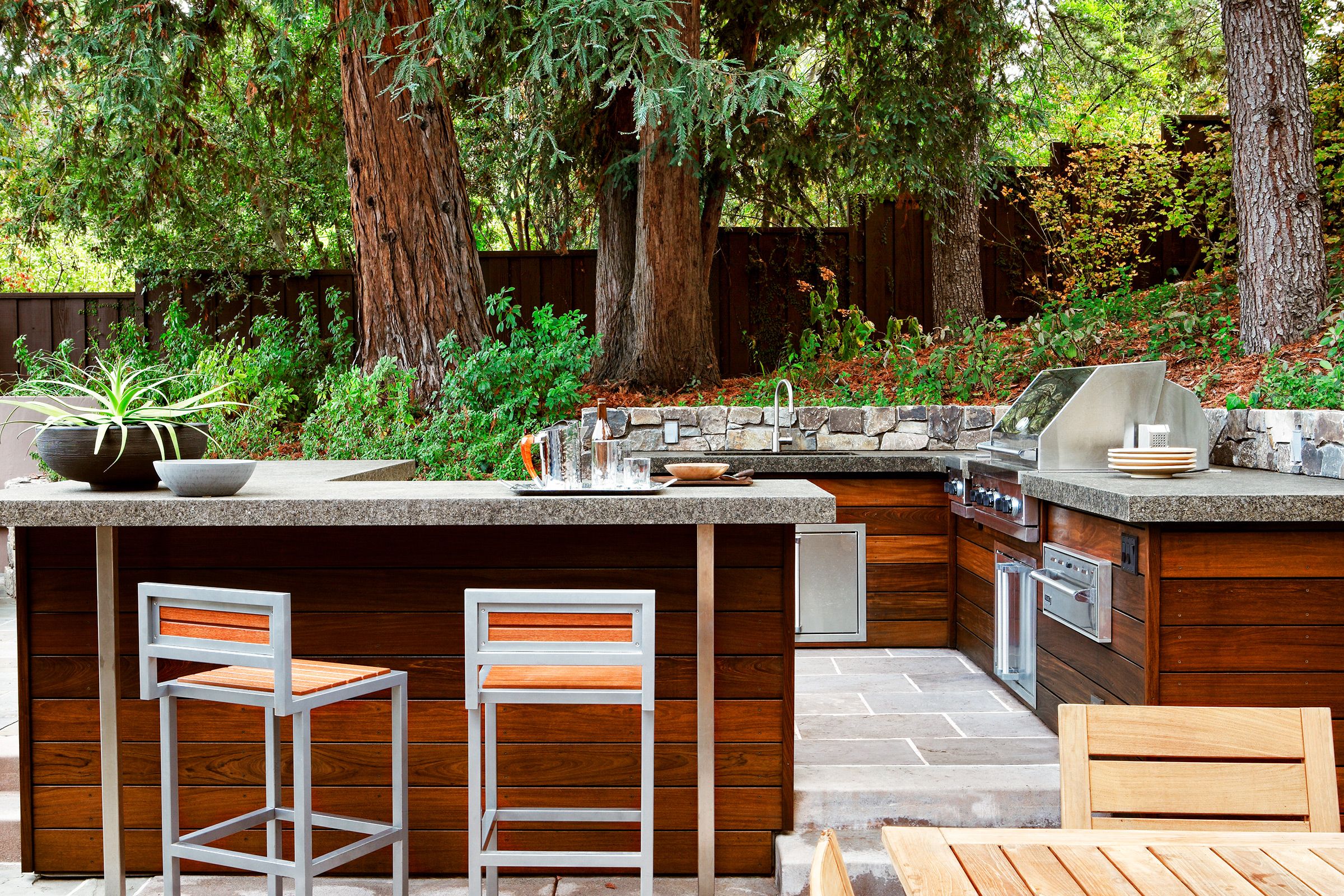 A contemporary style outdoor kitchen.