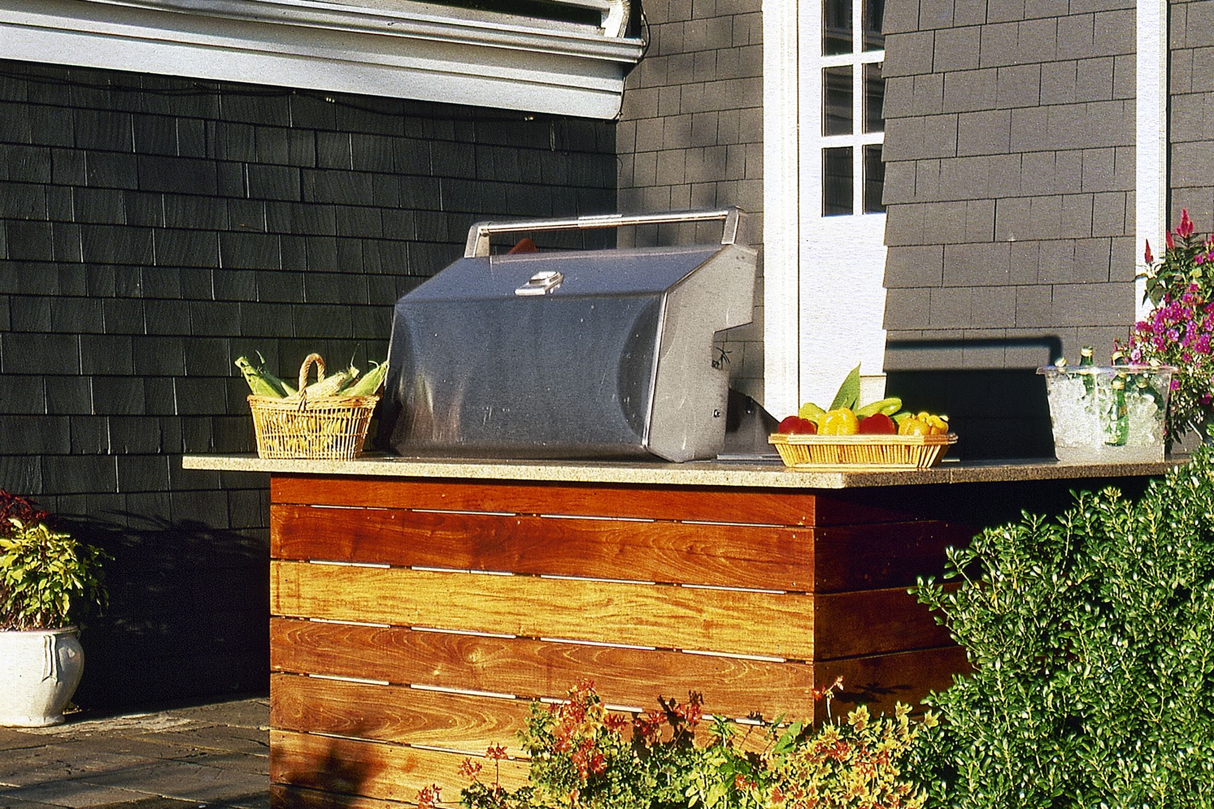 Outdoor Kitchen Planning Guide - This Old House