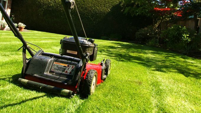 best_lawn_mower_panel