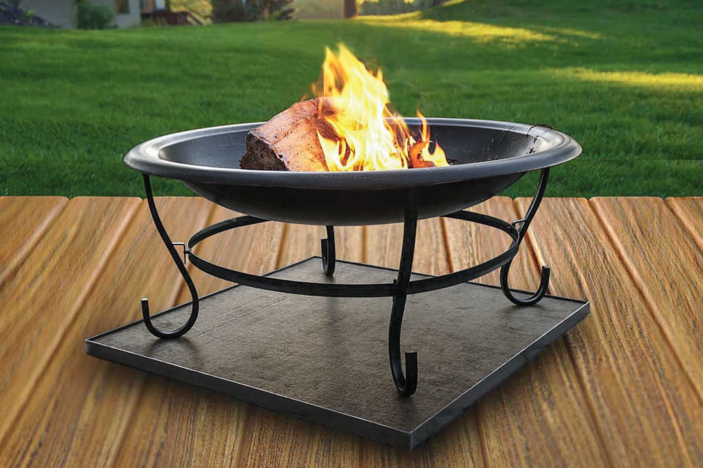 Sunnydaze Decor 36-Inch Bronze Fire Ring for Backyard Bonfires - Heavy Duty  Steel Construction - Includes Fire Poker - Mesh Design for Strong and  Long-Lasting Fire in the Fire Rings department at