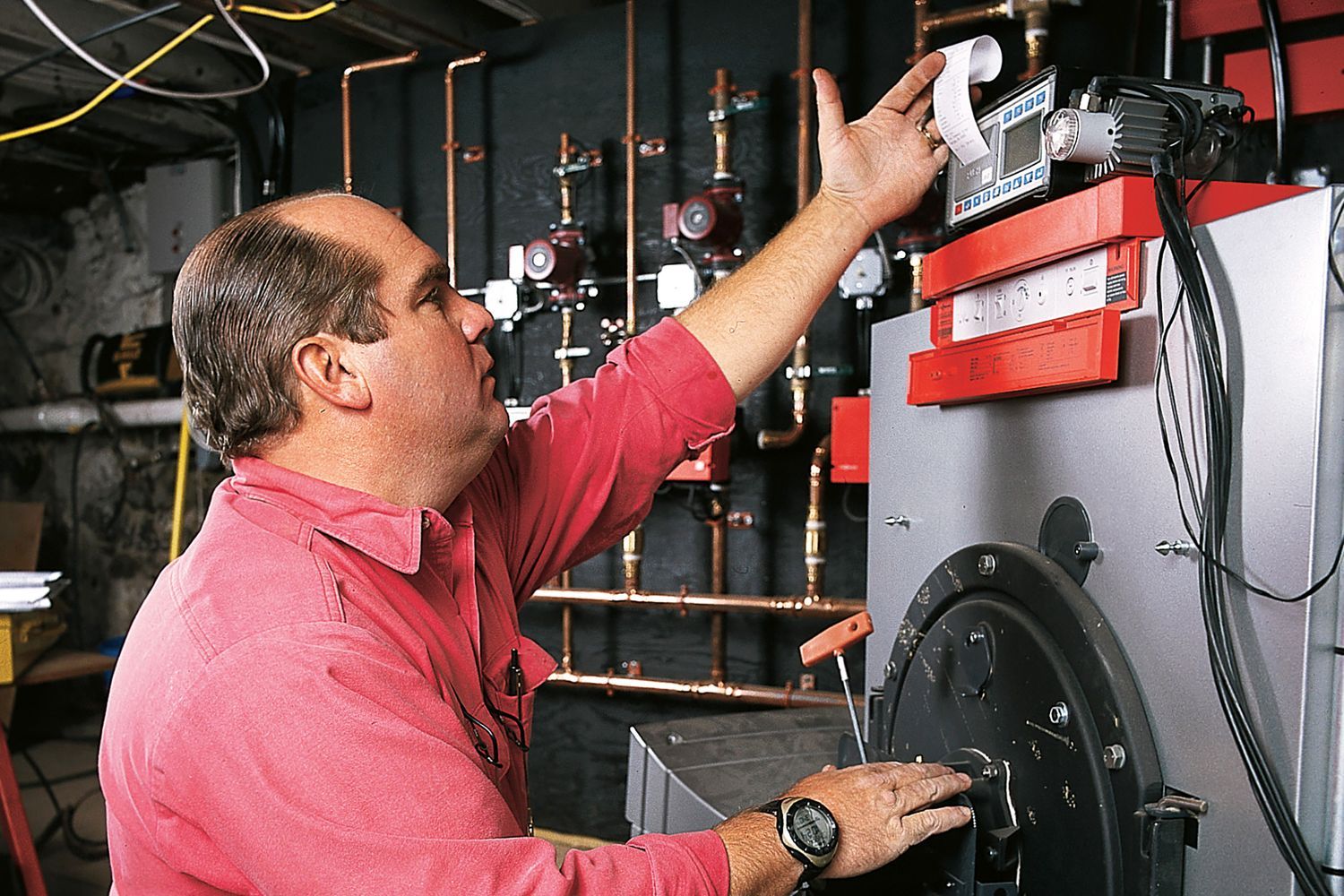 Richard Trethewey builds a HVAC system.