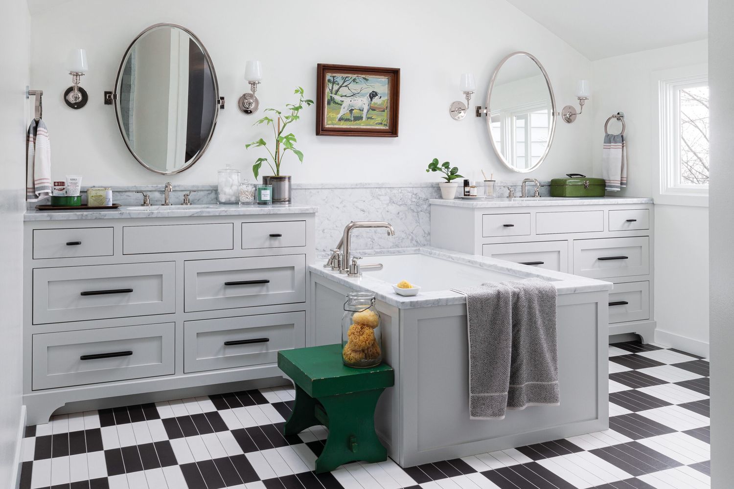 0322_IF_BA_Harvey_Humphrey_Bathroom_HarveyBathroom_12162021CD_4496_FLAT