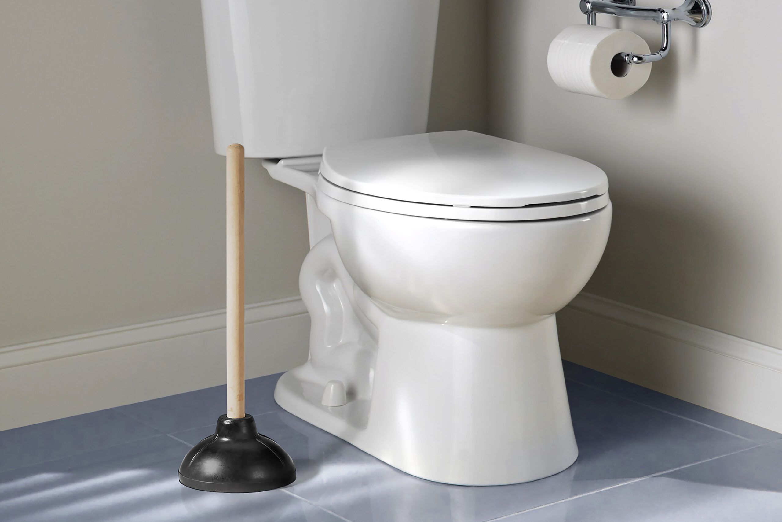 How to Unclog a Toilet with a Plunger - This Old House