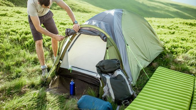 best_tent_AdobeStock_274605871