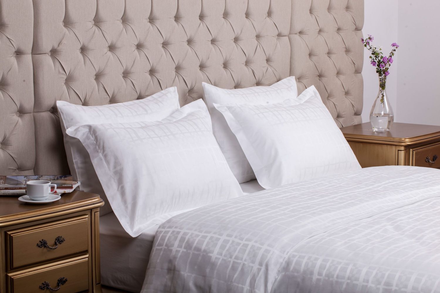 hotel_room_interior_detail_from_bed_picture_id1053231148