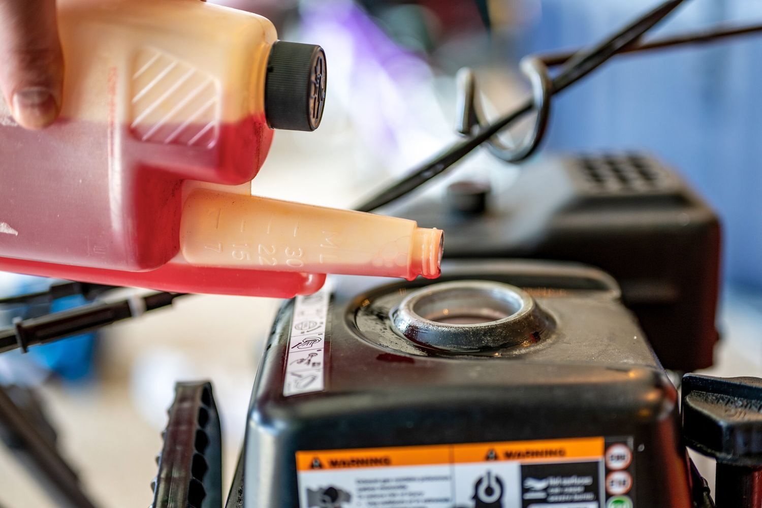 MowerService_iStock_1383077278