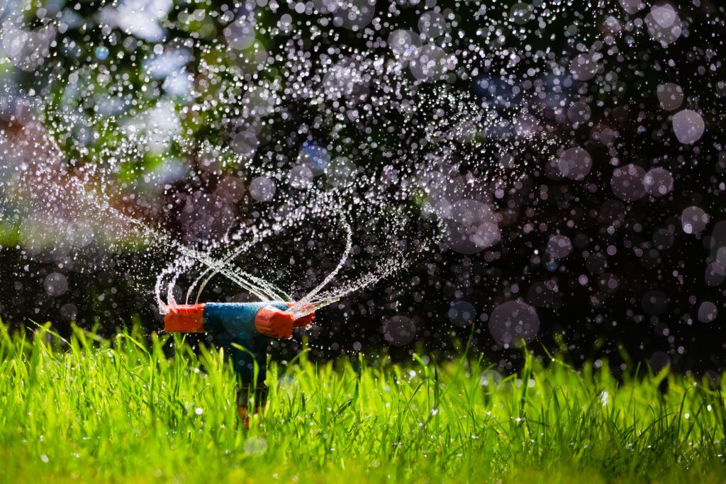 Rotating sprinkler