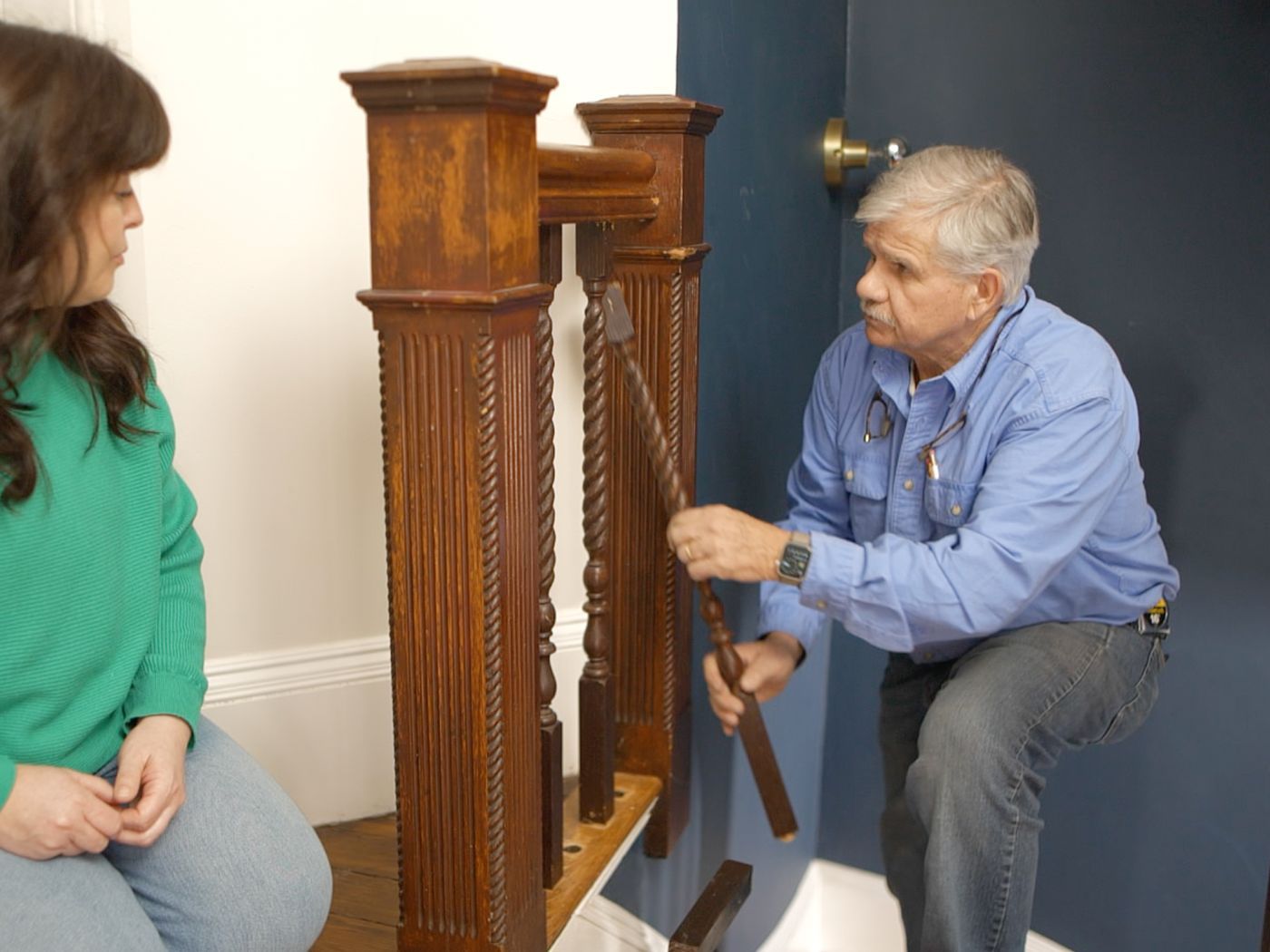 S21 E24, Tom Silva replaces a baluster spindle