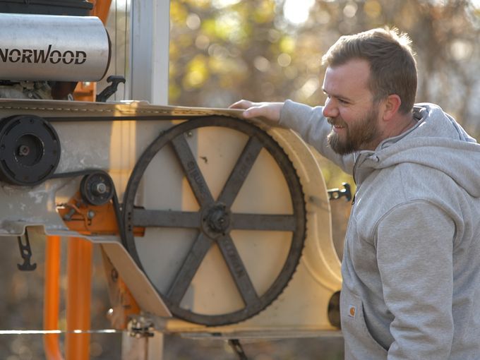 S21 E26, Nathan Gilbert works with a portable sawmill