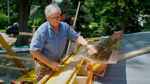 S45 E8: Tom and Charlie Silva install copper gutters