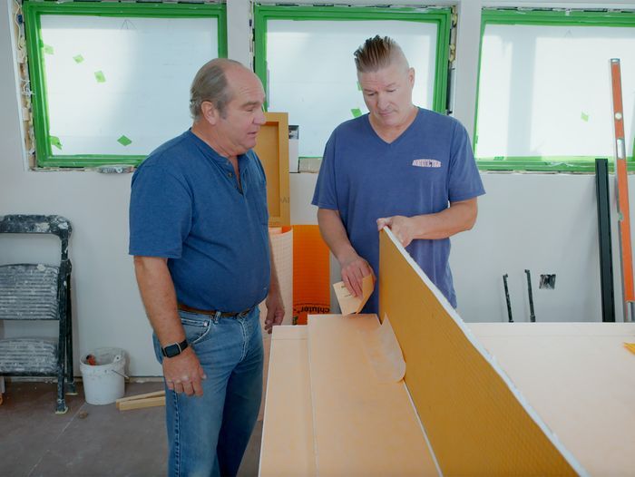S45 E10: Richard Trethewey discusses bathroom waterproofing with tiler Mike O’Neil