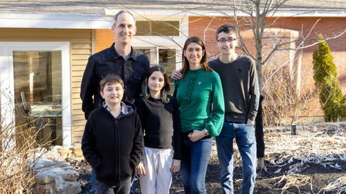 S45 E14: the Lexington Modern homeowner family