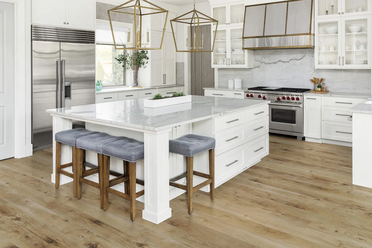 A kitchen with vinyl tiling
