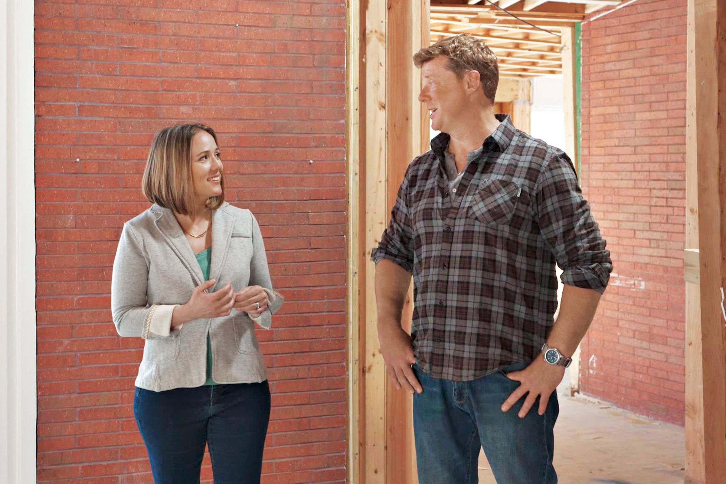 Architect Sandra Jahnes and TOH host Kevin O’Connor discuss accessible design features at the project house in Lexington, MA.