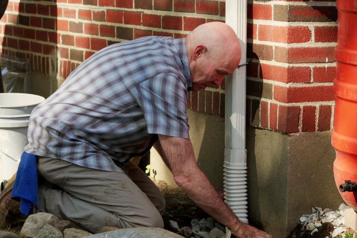 S22 E20: Mark McCullough installs a downspout extension for a flagstone patio