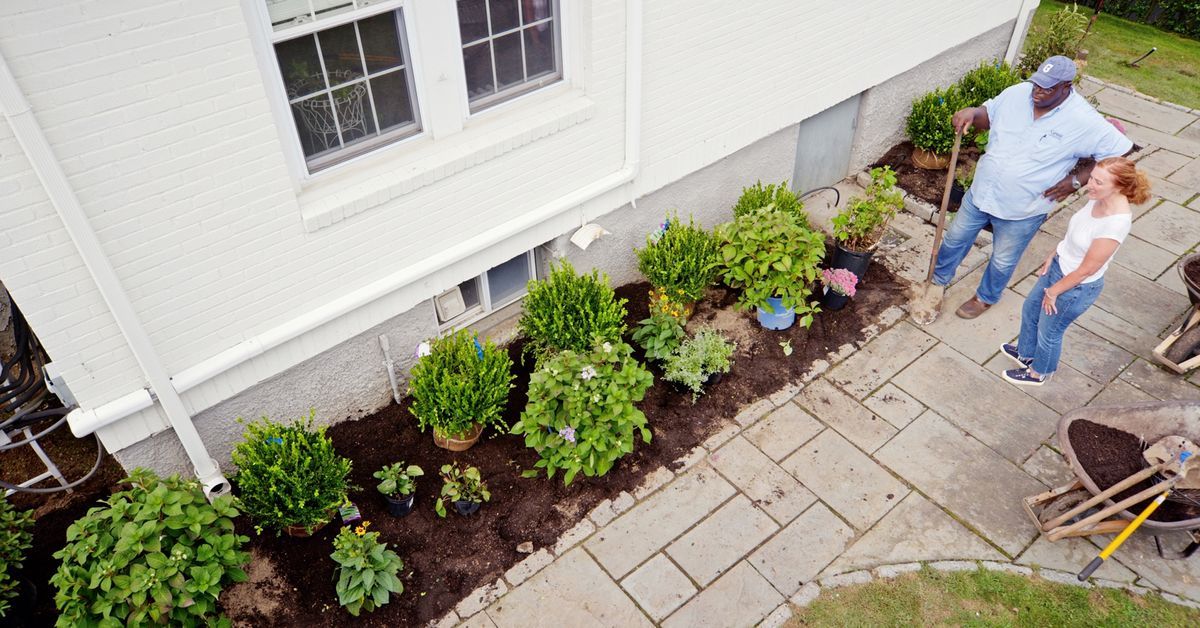 S22 E23: Lee Gilliam gives new life to a garden bed