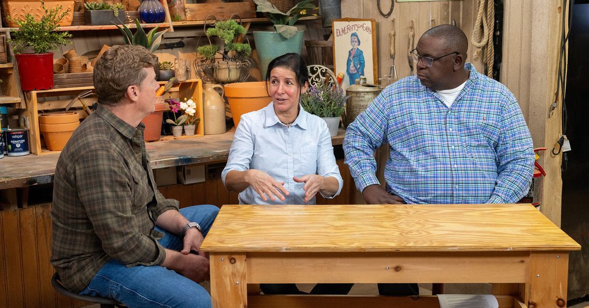 S22 E25: Jenn Nawada and Lee Gilliam discuss transitioning a landscape from spring to summer with Kevin O'Connor
