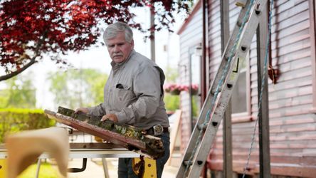 S23 E1: Tom Silva repairs wooden gutters