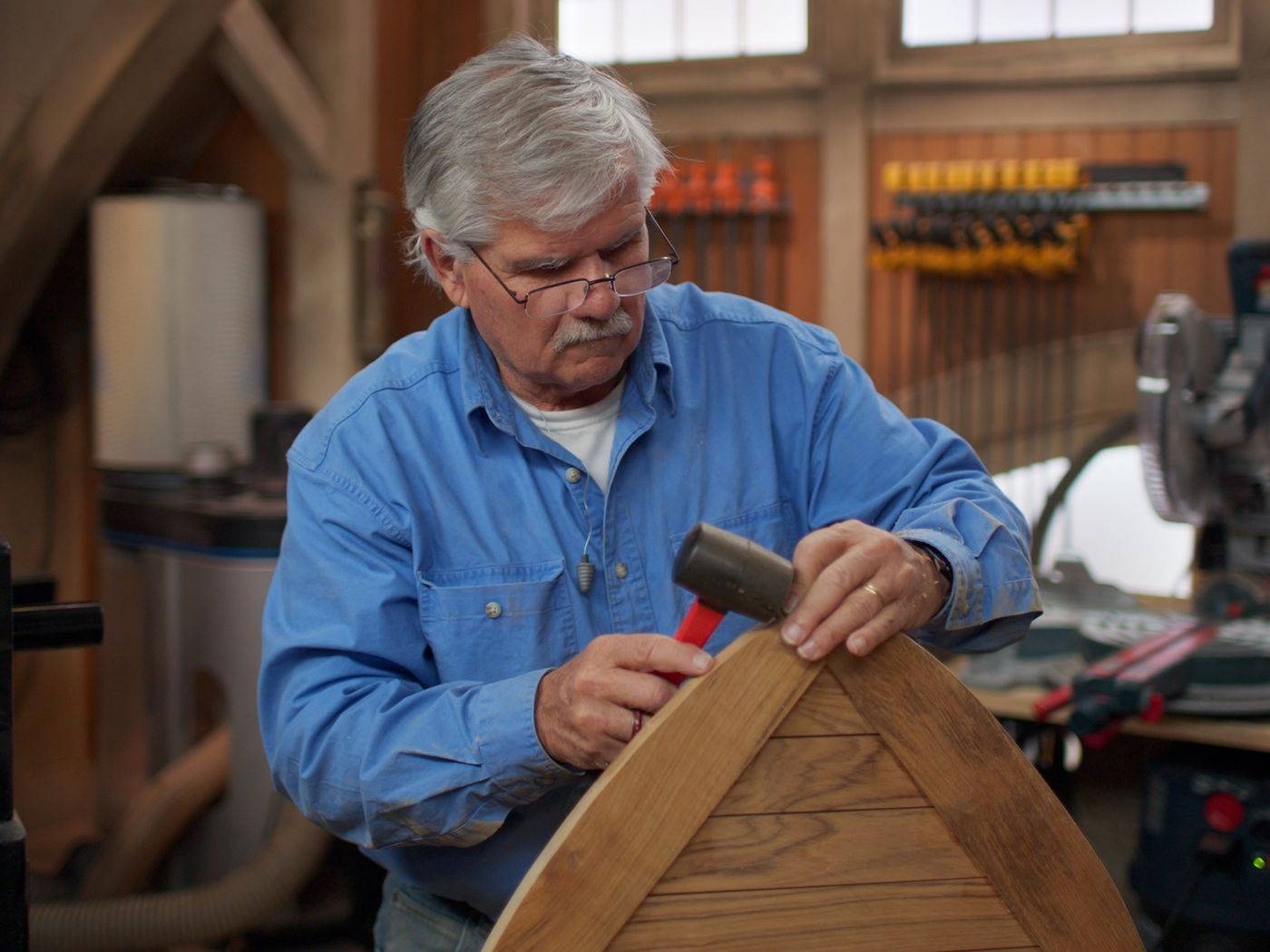 S23 E8: Tom Silva builds an outdoor end table