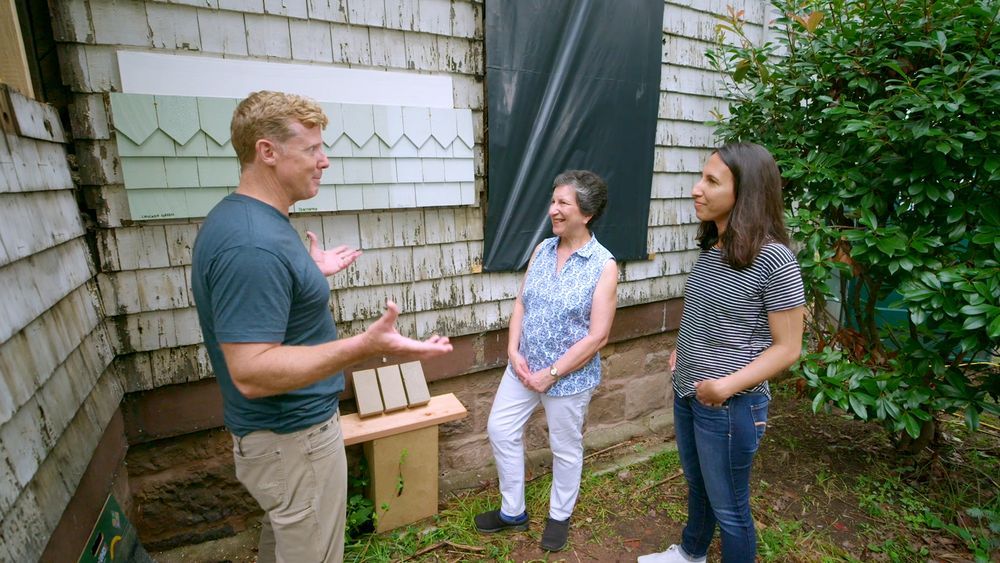 S45 E20: Kevin O’Connor meets up with Glen Ridge, NJ homeowners, Asha and Sunita who share what colors they’re considering