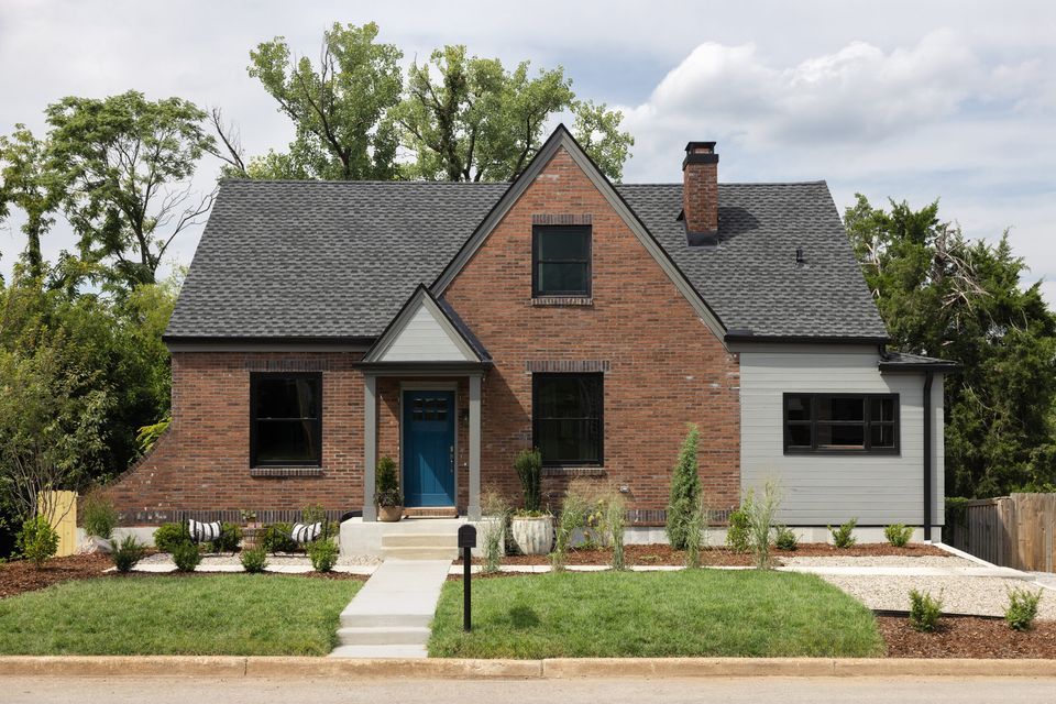 Front of Nashville House