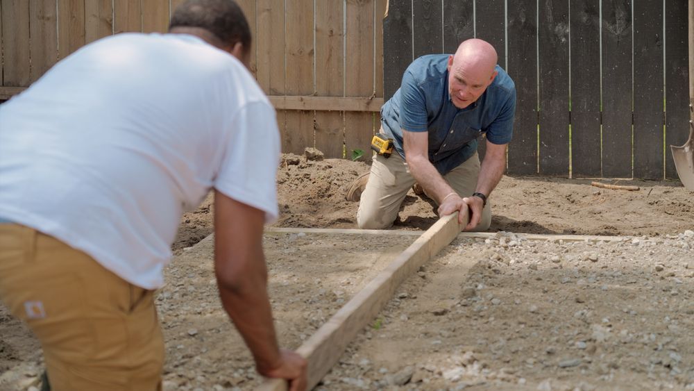 S23 E11: Mark McCullough builds a gravel foundation for a backyard shed