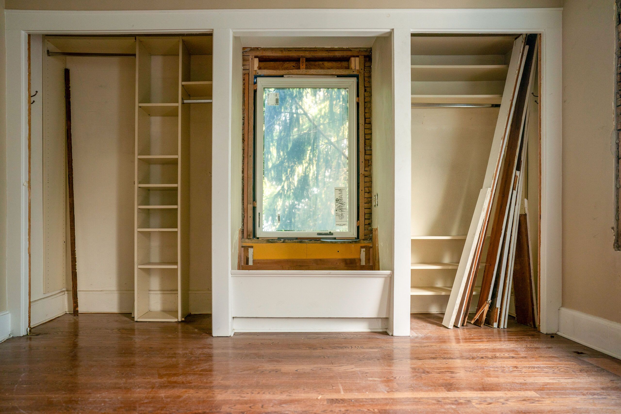 Building built in shelves in a spare bedroom