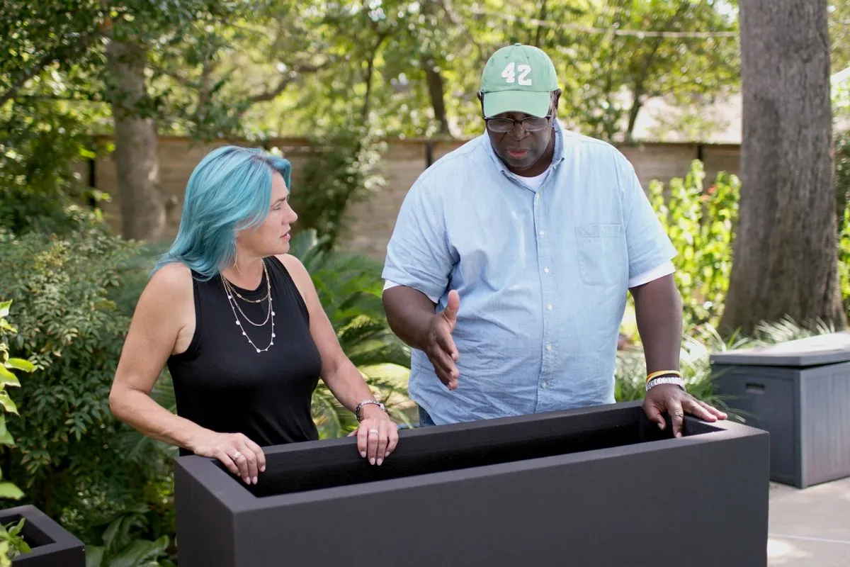 S23 E21: Lee Gilliam adds irrigation zones to planters