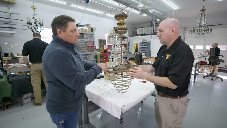 S46 E23: Heath Eastman discusses rewiring an antique chandelier with lighting restoration specialists
